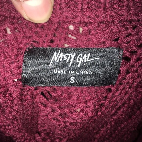 Nasty Gal high low maroon chunky fisherman S sweater - Picture 3 of 3